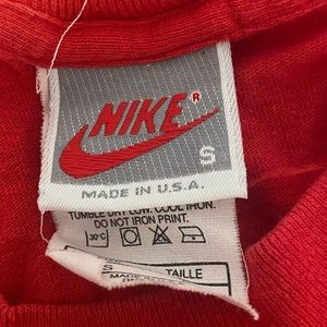 Size small vintage red nike t shirt